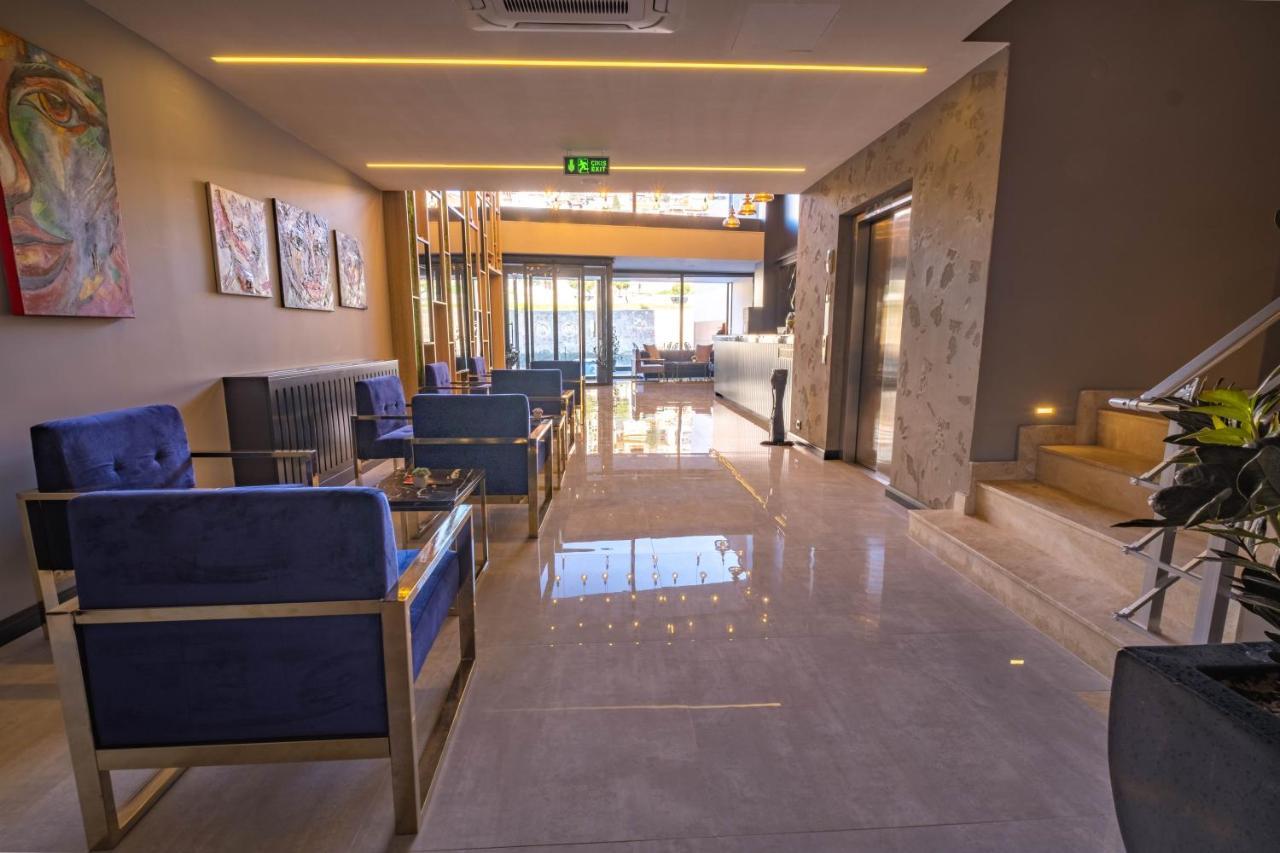 Methishotel Karsiyaka  Exteriér fotografie